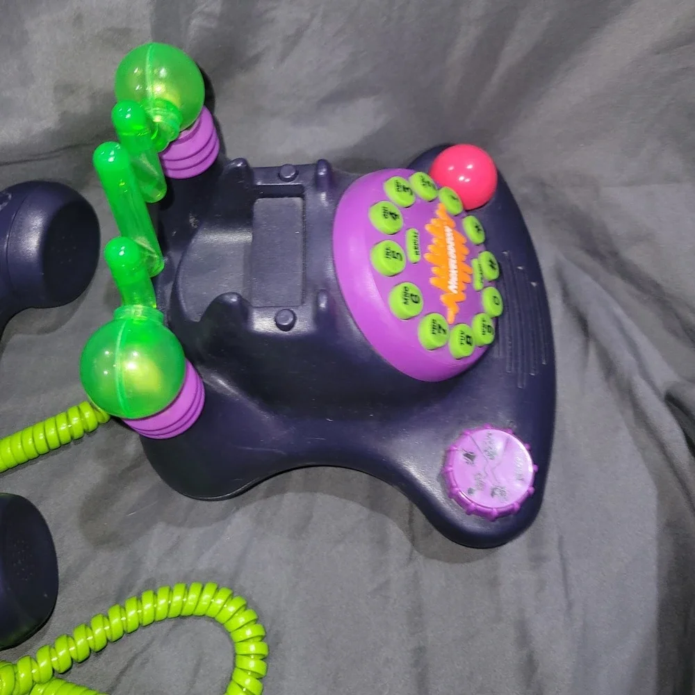 Vintage 1997 Nickolodeon Talk Blaster Phone From Japan used